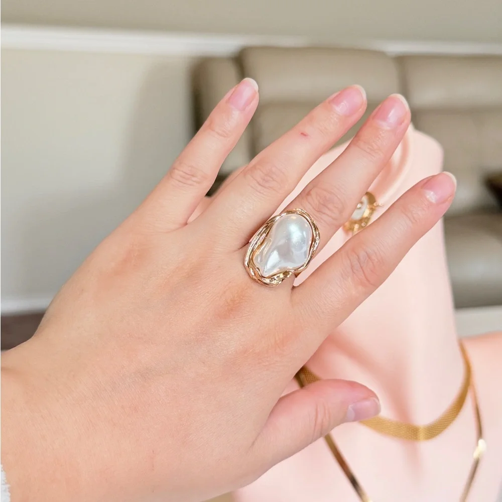 Gold Ring with White Baroque Pearl